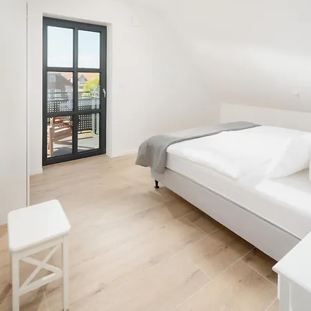 Kuesten Suite Ost Direkte Wasserlage, 2 Balkone, 90Qm Гретзиль Экстерьер фото