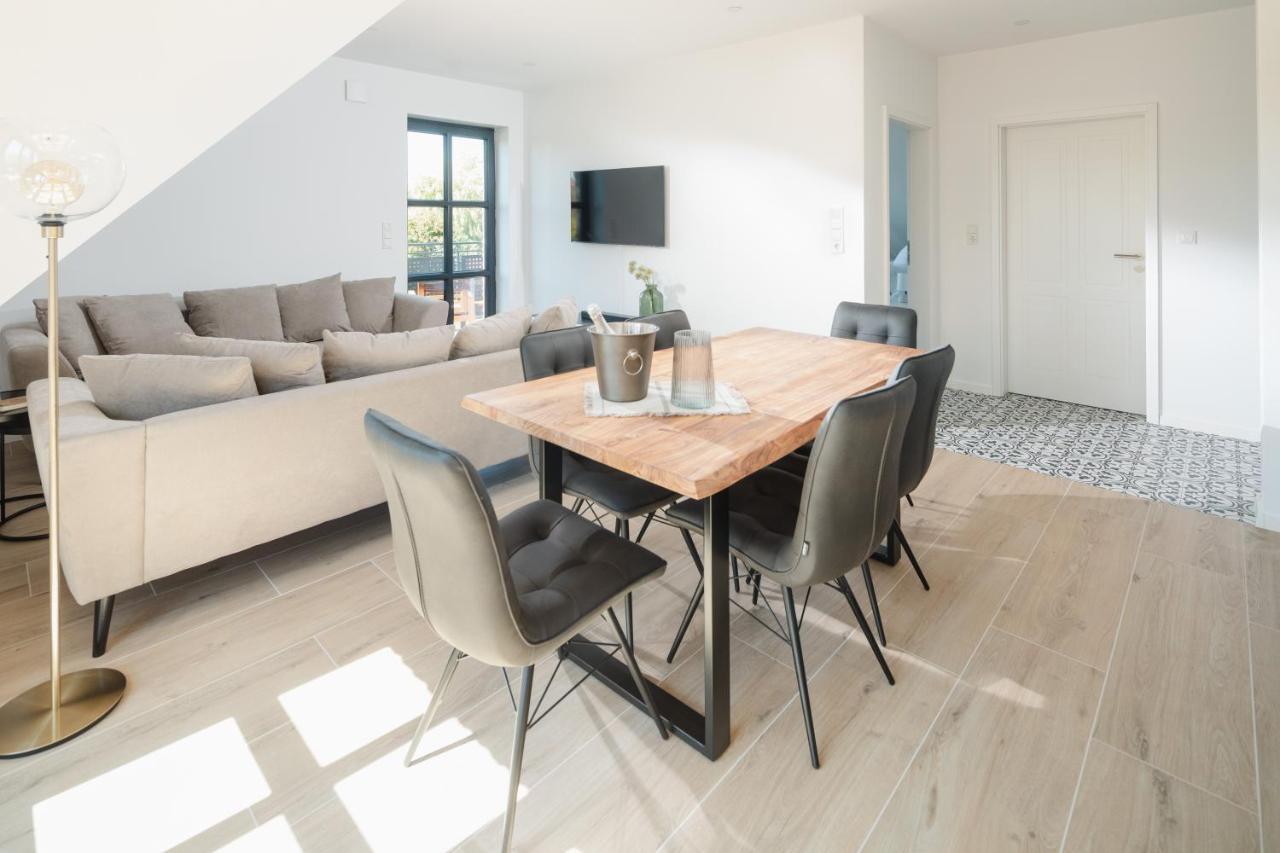 Küsten Ost Direkte Wasserlage 2 Balkone 90qm Apartment